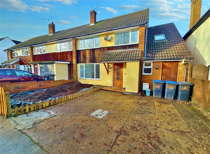 4 Bedroom Terraced House To Rent In Claremont Road, West Byfleet, Surrey, KT14