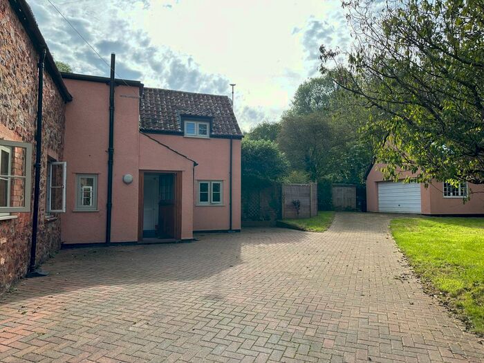 4 Bedroom Detached House To Rent In Holford, Bridgwater, TA5