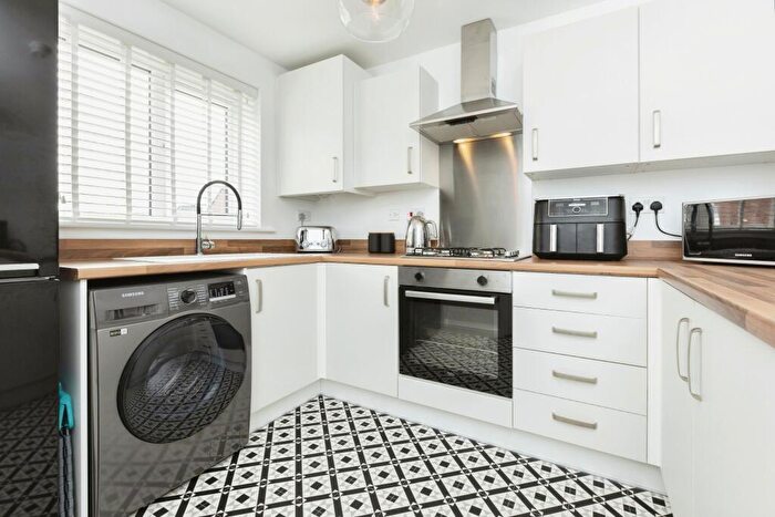 3 Bedroom Semi-Detached House For Sale In Victory Close, Consett, DH8