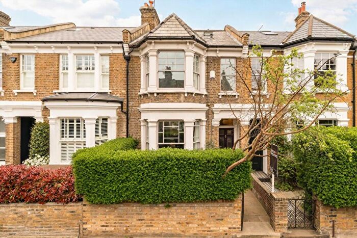 4 Bedroom Terraced House For Sale In Summerfield Avenue, Queen's Park, NW6