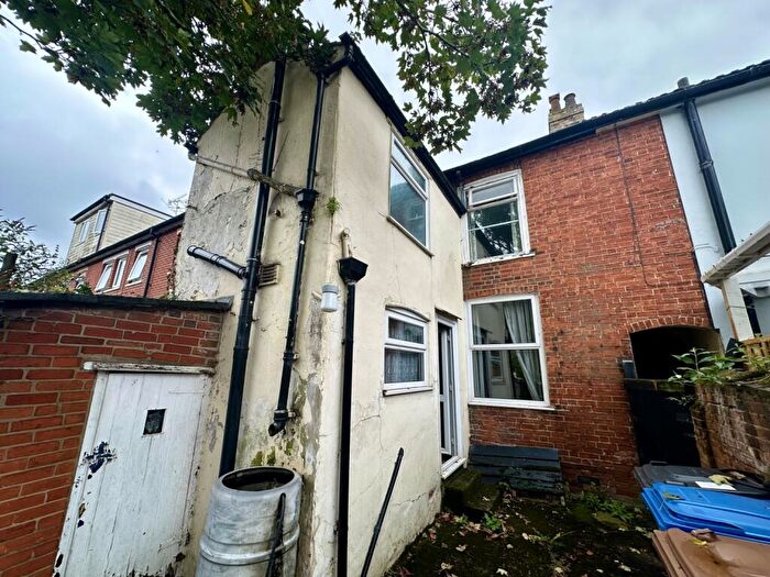 2 Bedroom Terraced House For Sale In Cobbold Street, IP4