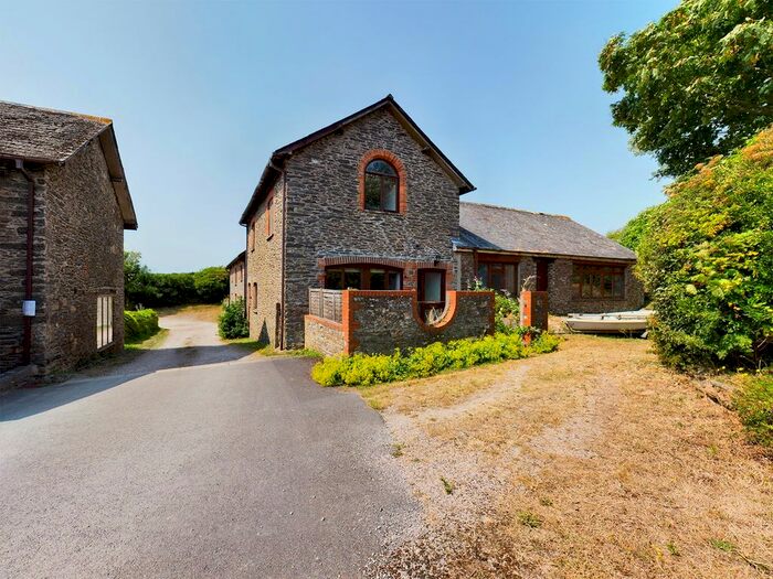 3 Bedroom Barn Conversion For Sale In Malborough, Kingsbridge, TQ7