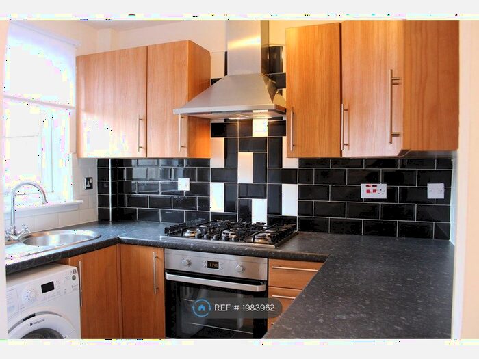 1 Bedroom Terraced House To Rent In Ronay Street, Wishaw, ML2