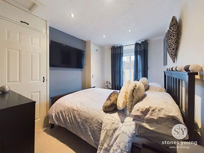 2 Bedroom Cottage For Sale In West View Place, Blackburn, BB2