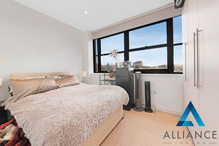 1 Bedroom Flat To Rent In Scimitar House, Eastern Road, Romford, Essex, RM1