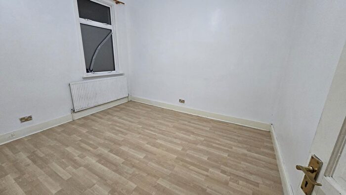 4 Bedroom Terraced House To Rent In Selsdon Road, London, E13