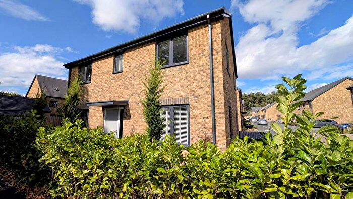 3 Bedroom Detached House For Sale In Lapins Road, Bordon, Hampshire, GU35
