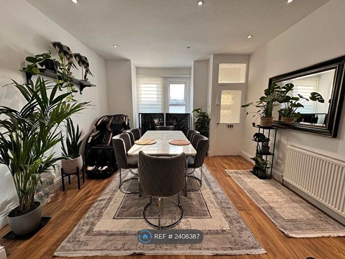 2 Bedroom Terraced House To Rent In Bath Road, London, N9