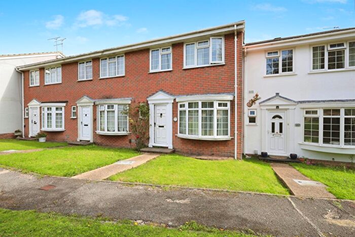 3 Bedroom Terraced House For Sale In Upper Avenue, Eastbourne, BN21