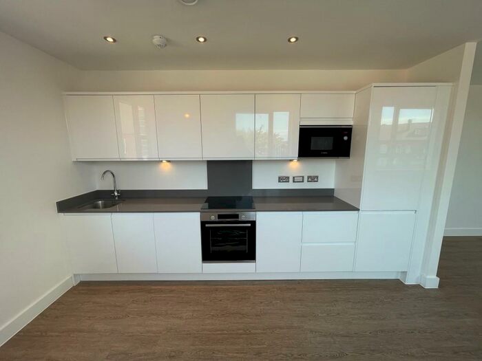 2 Bedroom Flat To Rent In Crossford Court, Dane Road, Sale, Greater Manchester, M33