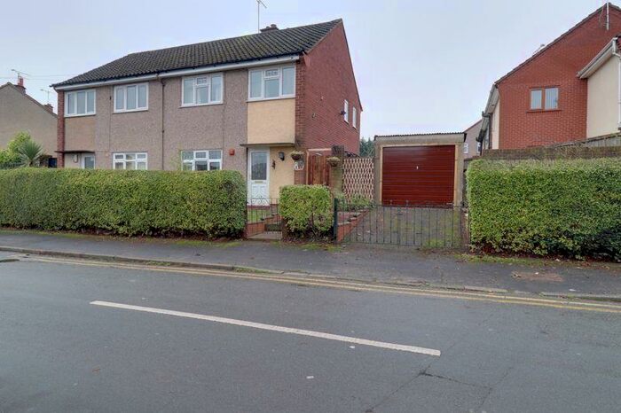 3 Bedroom Semi-Detached House To Rent In Swinburne Close, Stafford, ST17