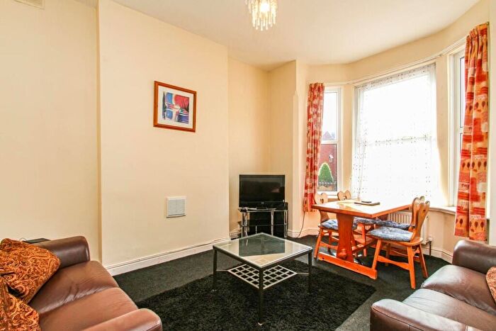 5 Bedroom Detached House To Rent In Noel Street, Nottingham, NG7
