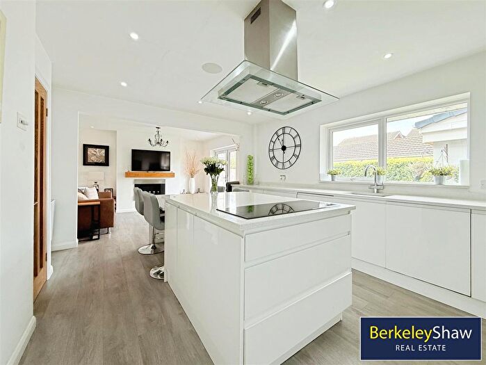 4 Bedroom Detached House For Sale In Liverpool Road, Formby, Liverpool, L37