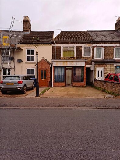 2 Bedroom Terraced House For Sale In Sprowston Road, Norwich, NR3