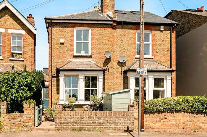 3 Bedroom Semi Detached House For Sale In Rowlls Road, Kingston Upon Thames, KT1