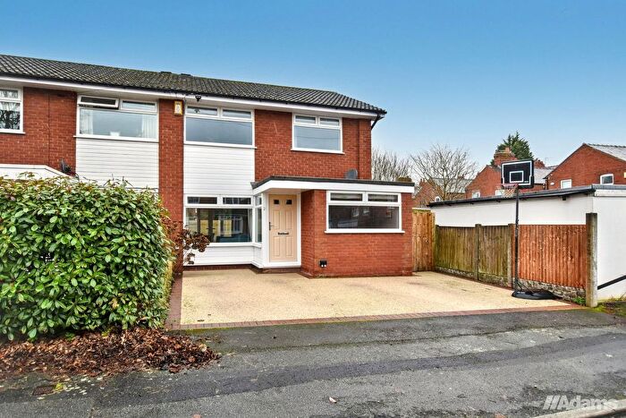 3 Bedroom Semi Detached House For Sale In Algernon St, Stockton Heath, WA4