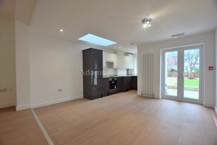 1 Bedroom Flat To Rent In Blenheim Road, Reading, RG1