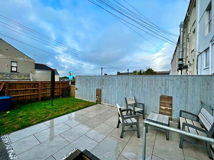 1 Bedroom Maisonette To Rent In Rear Hyde Park Road, Plymouth, PL3