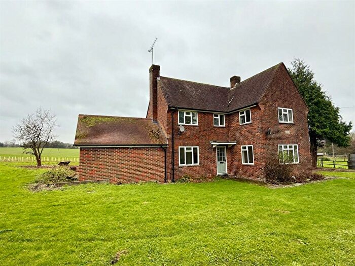 3 Bedroom Detached House To Rent In Standon Cottages, SO21