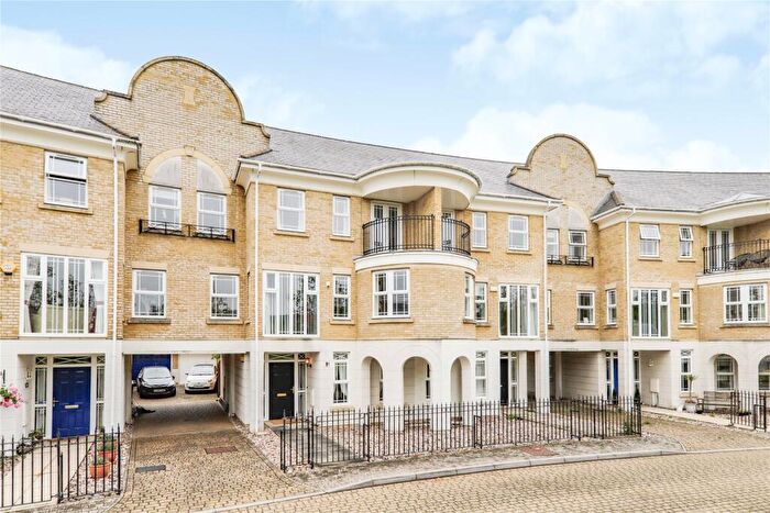 5 Bedroom Terraced House To Rent In Dettingen Crescent, Deepcut, Camberley, Surrey, GU16