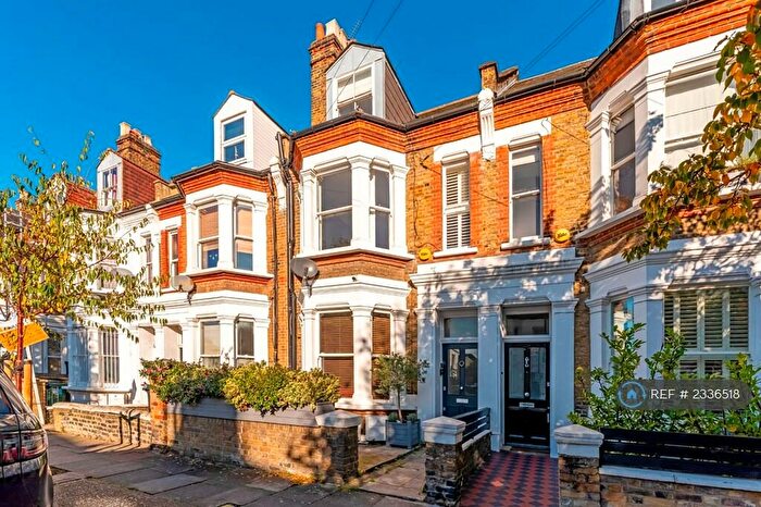 3 Bedroom Flat To Rent In Pember Road, London, NW10