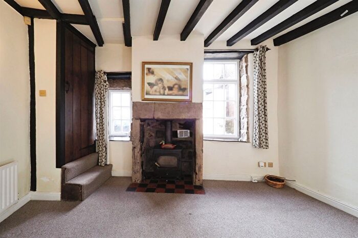 2 Bedroom Cottage For Sale In Well Yard, Holbrook, Belper, DE56