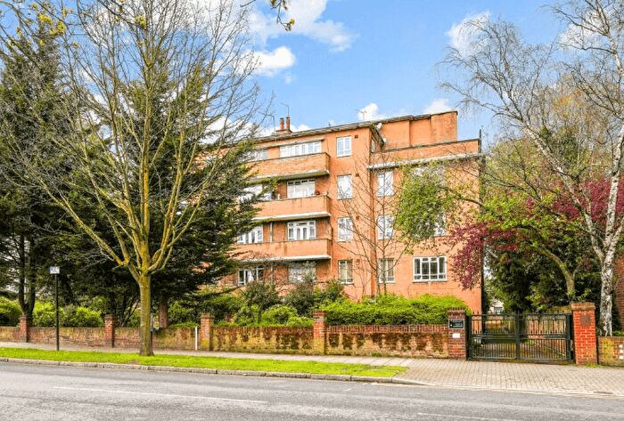 1 Bedroom Flat To Rent In Kings Avenue, SW4