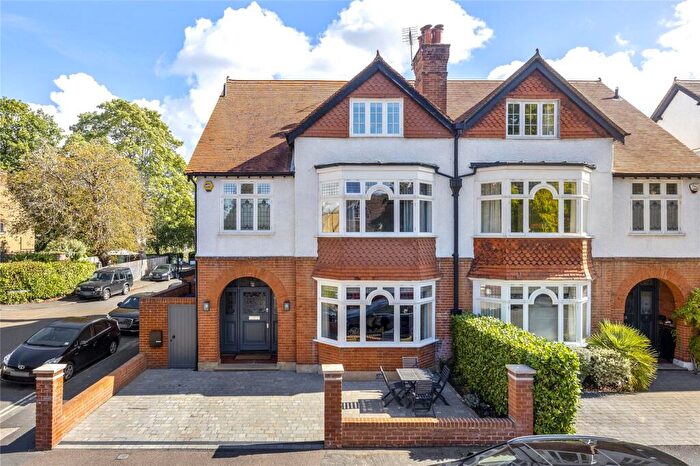 6 Bedroom Semi Detached House For Sale In Curzon Road, Weybridge, Surrey, KT13