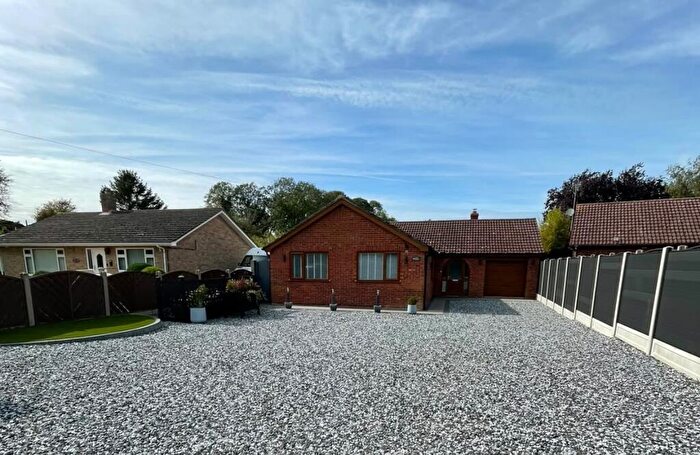 3 Bedroom Detached Bungalow For Sale In Shirldon, Stow Road, Wiggenhall St Mary Magdalen, Norfolk, PE34