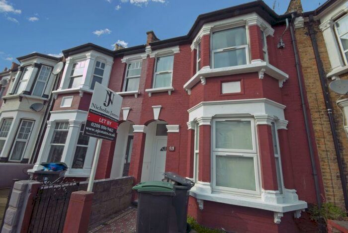 4 Bedroom Terraced House To Rent In Fairfax Road, Harringey, London, N8