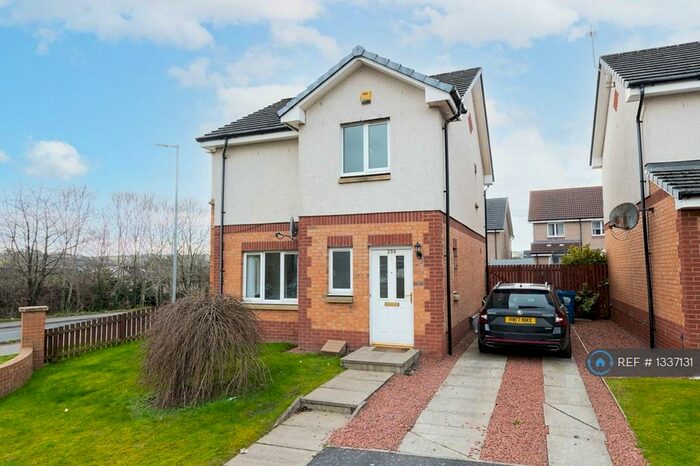 3 Bedroom Detached House To Rent In Whitacres Road, Glasgow, G53