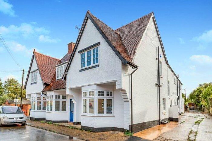 2 Bedroom Flat To Rent In 10 High Street, Northampton NN7