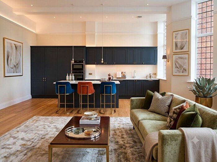 2 Bedroom Apartment For Sale In St Peters Mews, The Parade, Marlborough, Wiltshire, SN8