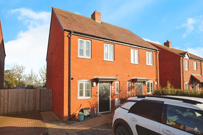 2 Bedroom Semi-Detached House For Sale In Gardeners Way, Southam, CV47