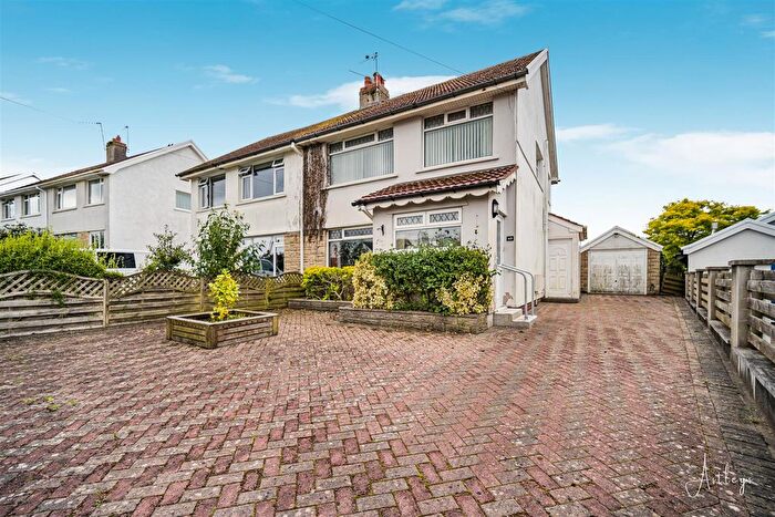 3 Bedroom Semi-Detached House For Sale In Linkside Drive, Southgate, Swansea, SA3