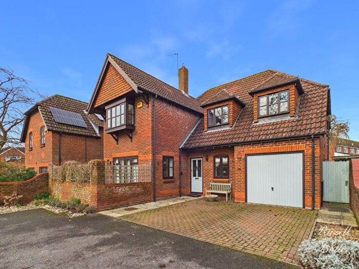 4 Bedroom Detached House To Rent In Bevan Court, Winslow, MK18