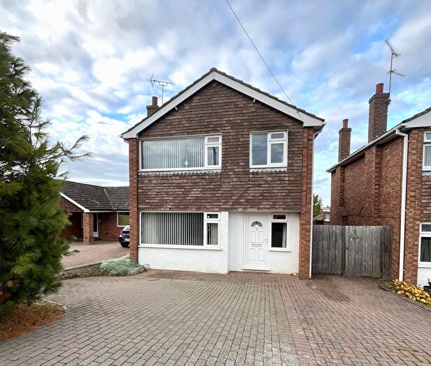 3 Bedroom Detached House For Sale In Lintin Close, Heighington, LN4