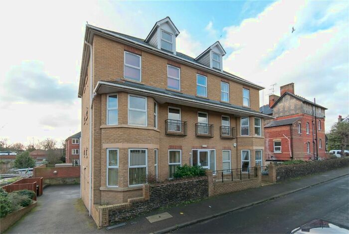 2 Bedroom Flat To Rent In Essex Road, Westgate-On-Sea CT8