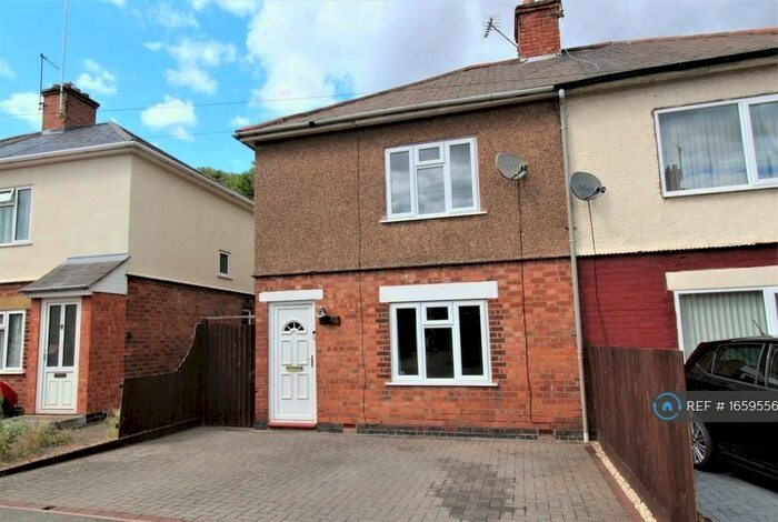 3 Bedroom Semi-Detached House To Rent In Bury Road, Leamington Spa, CV31