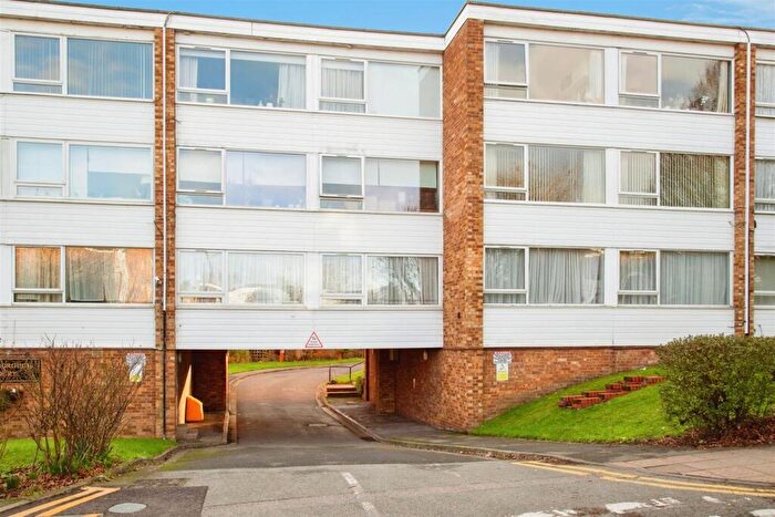 2 Bedroom Flat To Rent In Marlborough Court, Queens Road, Buckhurst Hill, IG9