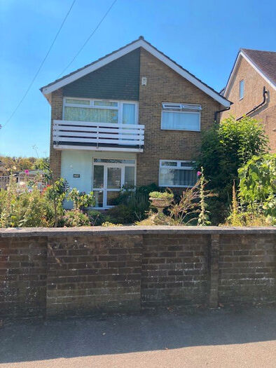 1 Bedroom Semi-Detached House To Rent In Wilton Road, Shirley, SO15