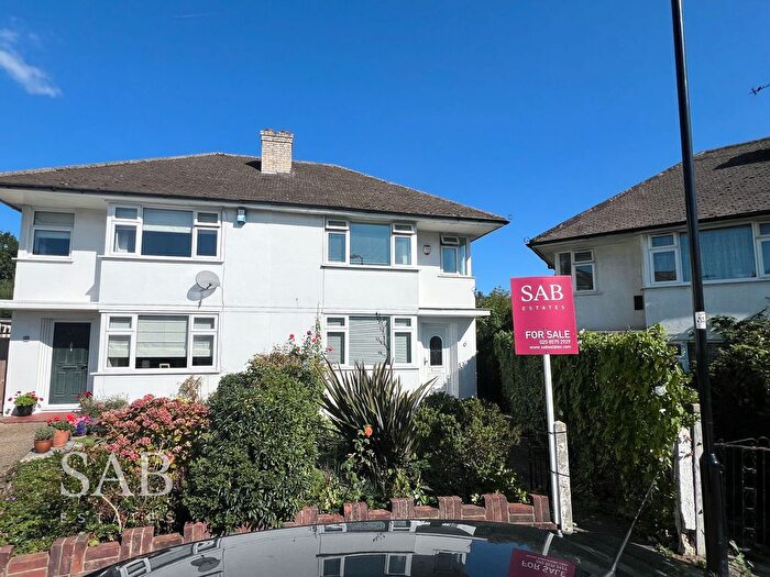 3 Bedroom Semi-Detached House For Sale In Henley Close, Greenford, UB6