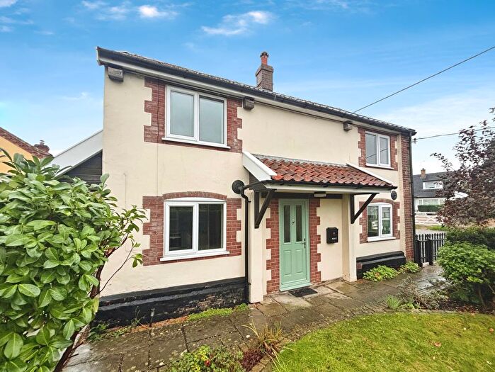 3 Bedroom Cottage To Rent In The Street, Attleborough, NR17