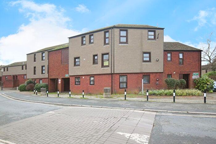 1 Bedroom Flat For Sale In Commercial Road, Exeter, EX2