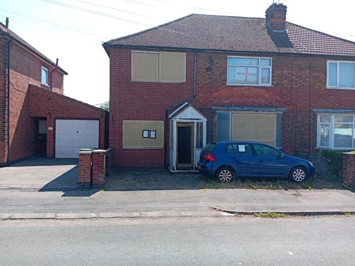 3 Bedroom Semi-Detached House For Sale In Beech Drive, Leicester, LE3