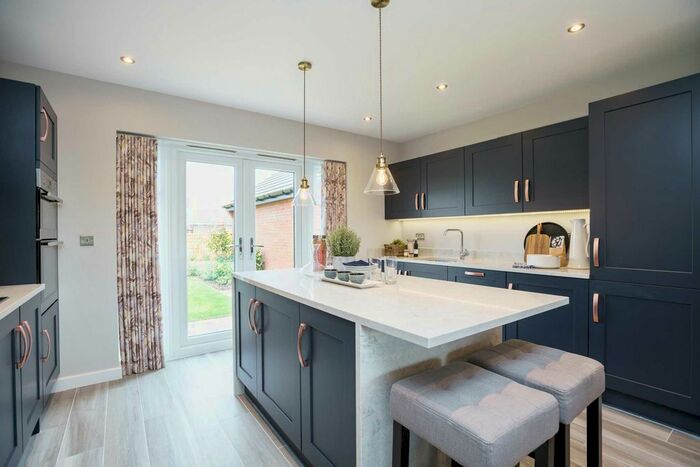 4 Bedroom Detached House For Sale In Cooks Lane, Southbourne, Emsworth, PO10