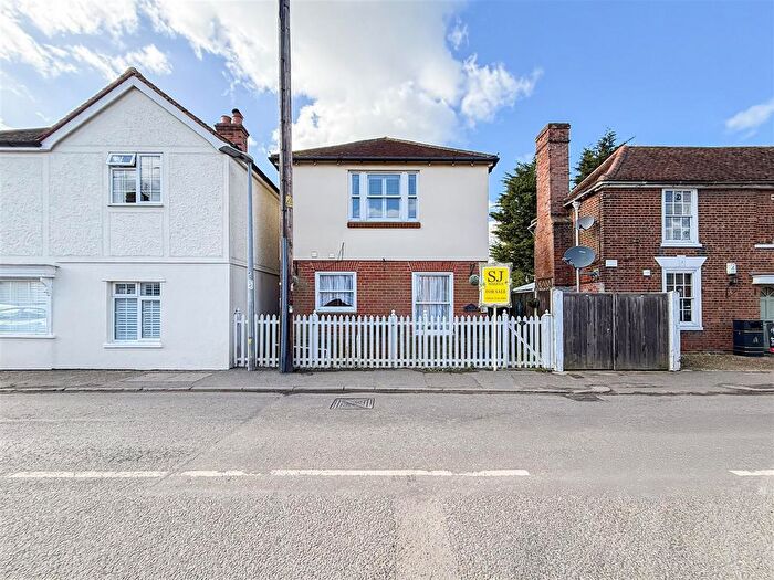 Property For Sale In South Street, Tillingham, Southminster, CM0