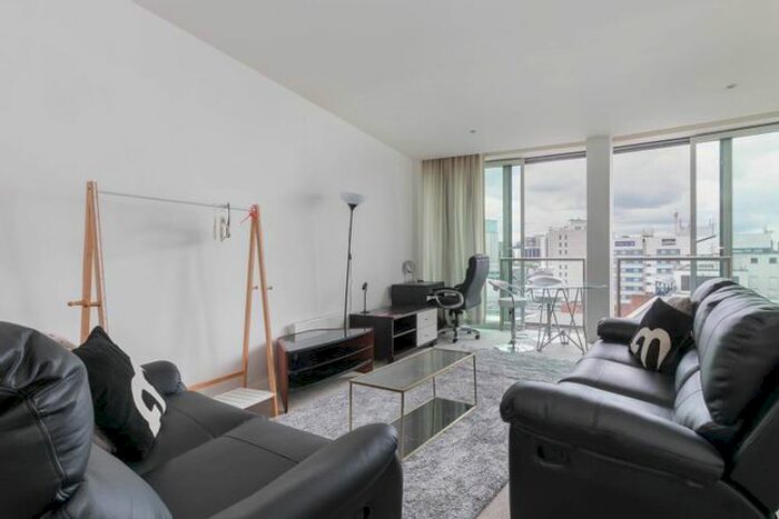 1 Bedroom Flat To Rent In Rotunda, New Street, B2