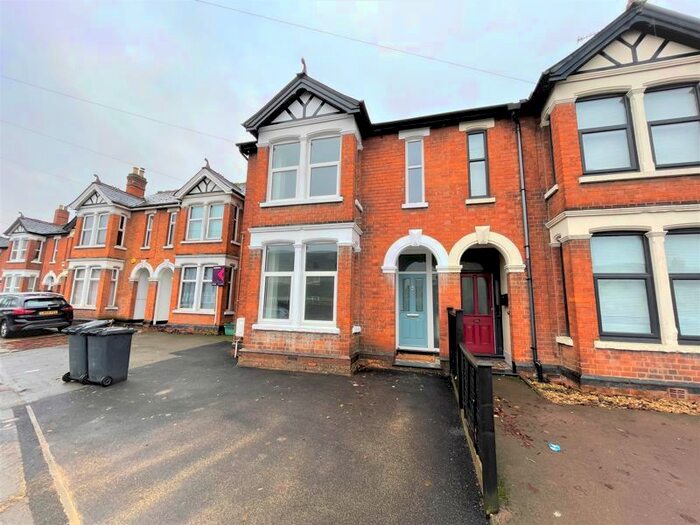 4 Bedroom Property To Rent In Stroud Road, Linden, Gloucester, GL1