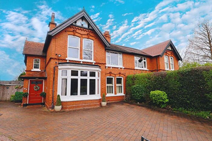 4 Bedroom Semi Detached House For Sale In Chester Road, Wrexham, LL11